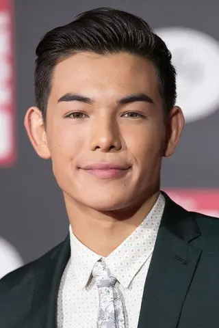 Ryan Potter - Filmography • Carriera