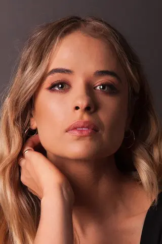Raechelle Banno - Filmography • Carriera