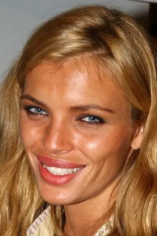 Esther Cañadas - Filmography • Carriera