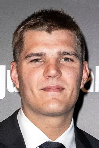 Chris Zylka - Filmography • Carriera