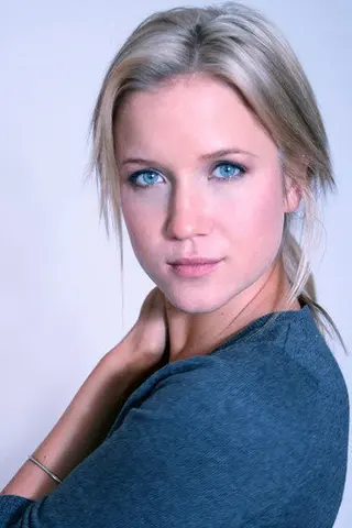 Jessy Schram - Filmography • Carriera