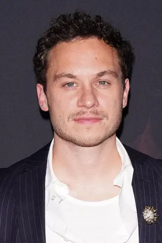 Finn Cole - Filmography • Carriera