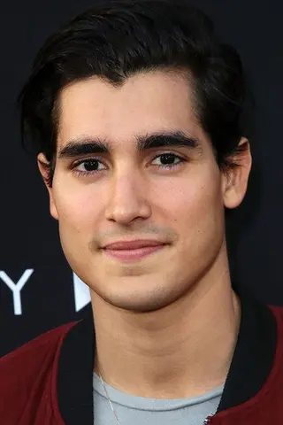 Henry Zaga - Filmography • Carriera