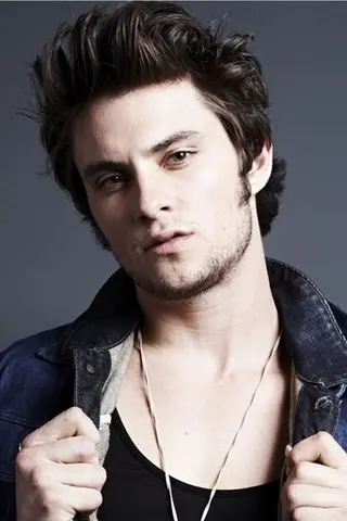 Shiloh Fernandez - Filmography • Carriera