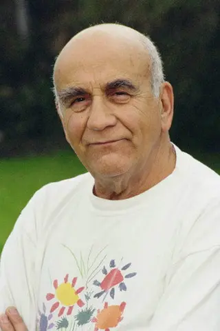 Warren Mitchell - Filmography • Carriera