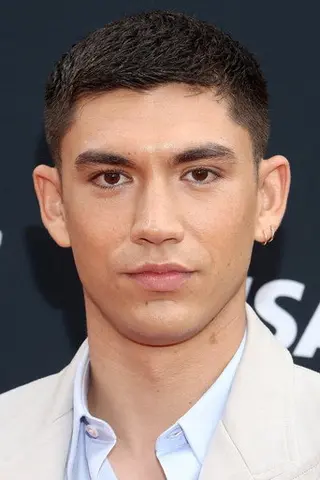 Archie Renaux - Filmography • Carriera