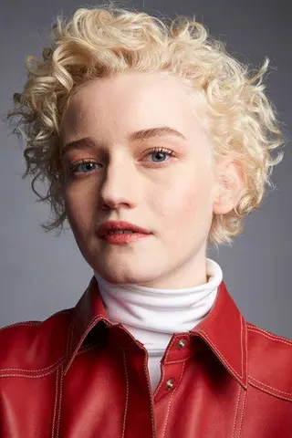 Julia Garner - Filmography • Carriera