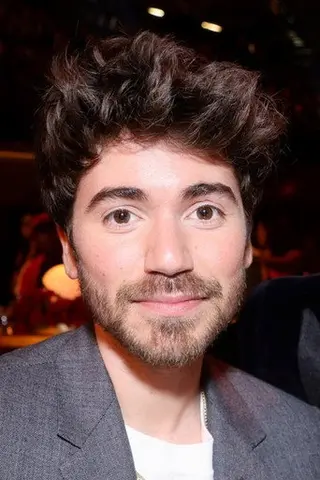 Noah Galvin - Filmography • Carriera