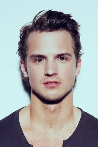 Freddie Stroma - Filmography • Carriera
