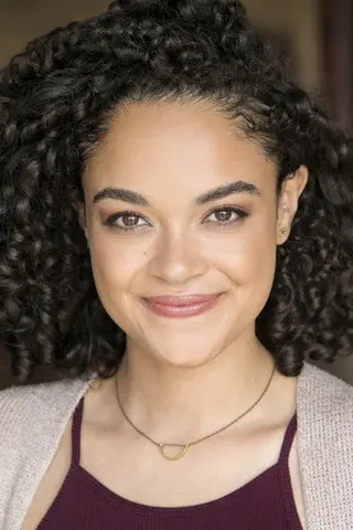 Sarah-Nicole Robles - Filmography • Carriera
