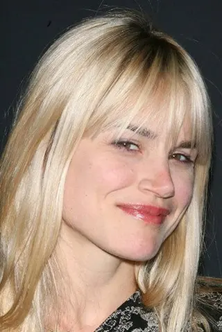 Alison Folland - Filmography • Carriera