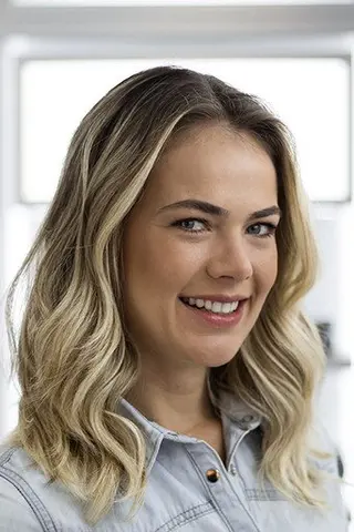 Thaís Pacholek - Filmography • Carriera