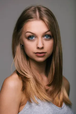 Jess Radomska - Filmography • Carriera