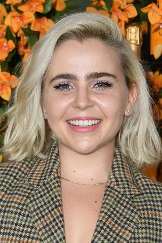 Mae Whitman - Filmography • Carriera